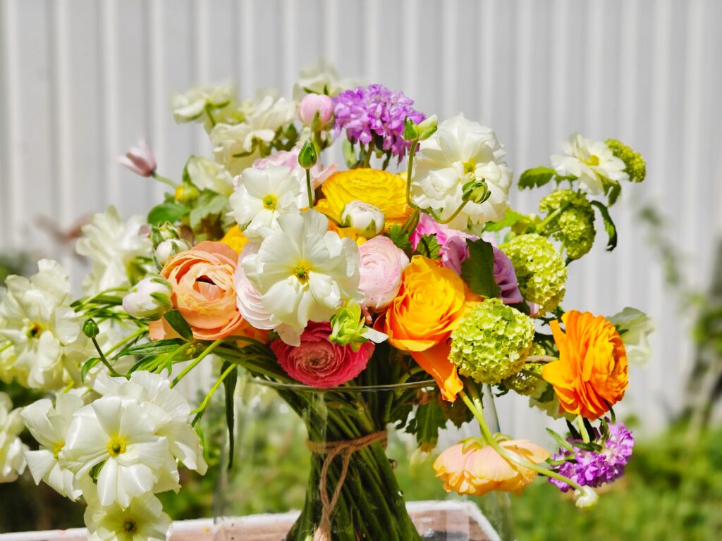Voorjaarsboeket 1 bruidsboeket zomerbloemen